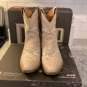 Womens cowboy ankle boots. Worn one time.